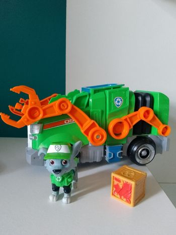 Camion Rocky