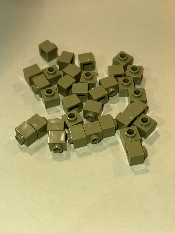 30 Lego Brick, Modified 1 x 1 x 2/3 with Open Stud ref 86996 Olive Green - photo numéro 3