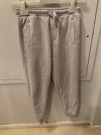 Bas de Jogging gris Zara, garçon 9 ans