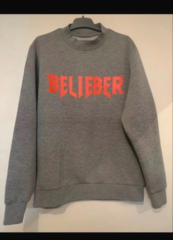 Pull undiz Justin bieber taille M