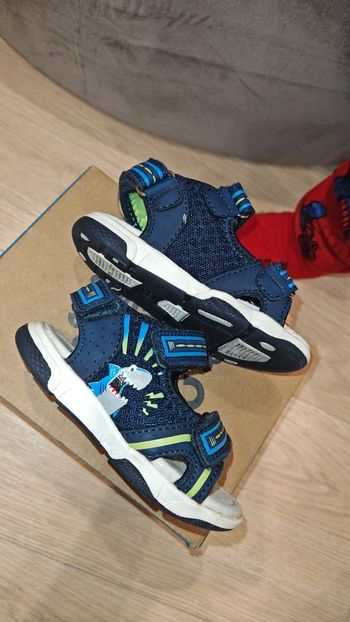 Sandales garçon a scratch p22 