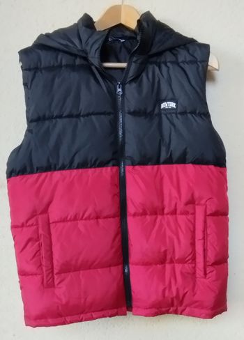 Doudoune sans manche noire et bordeaux 