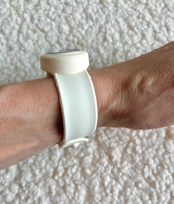 Montre LCT à quartz bracelet blanc aimanté - photo numéro 4
