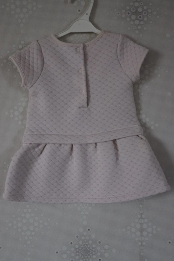 D1627 - Robe taille 9 mois - photo numéro 2