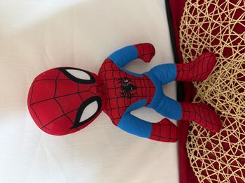 Peluche spiderman