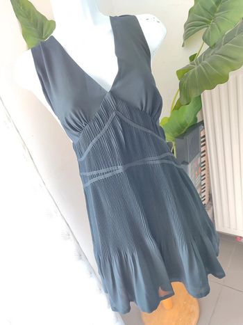 Robe courte plissée