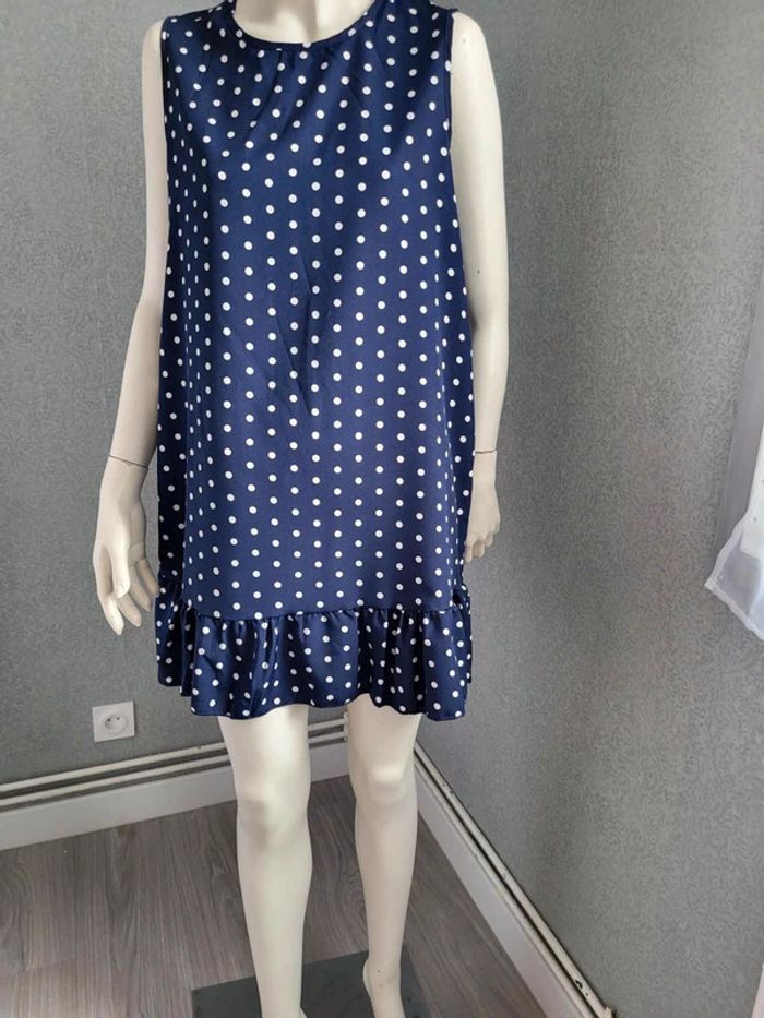Robe été neuve XL.