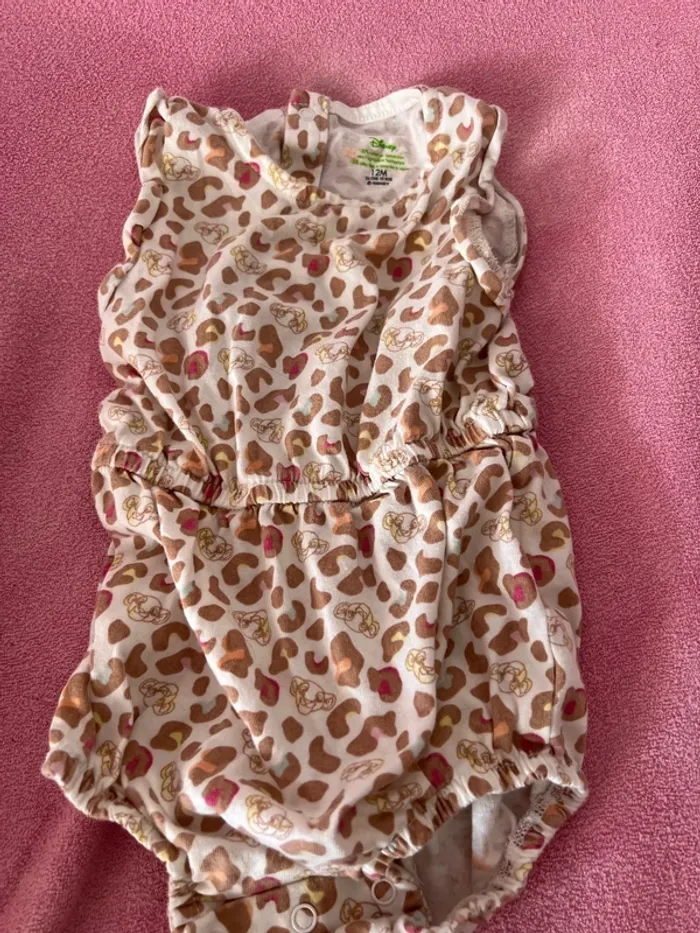 Lot de 11 bodys taille 12 mois - photo numéro 2