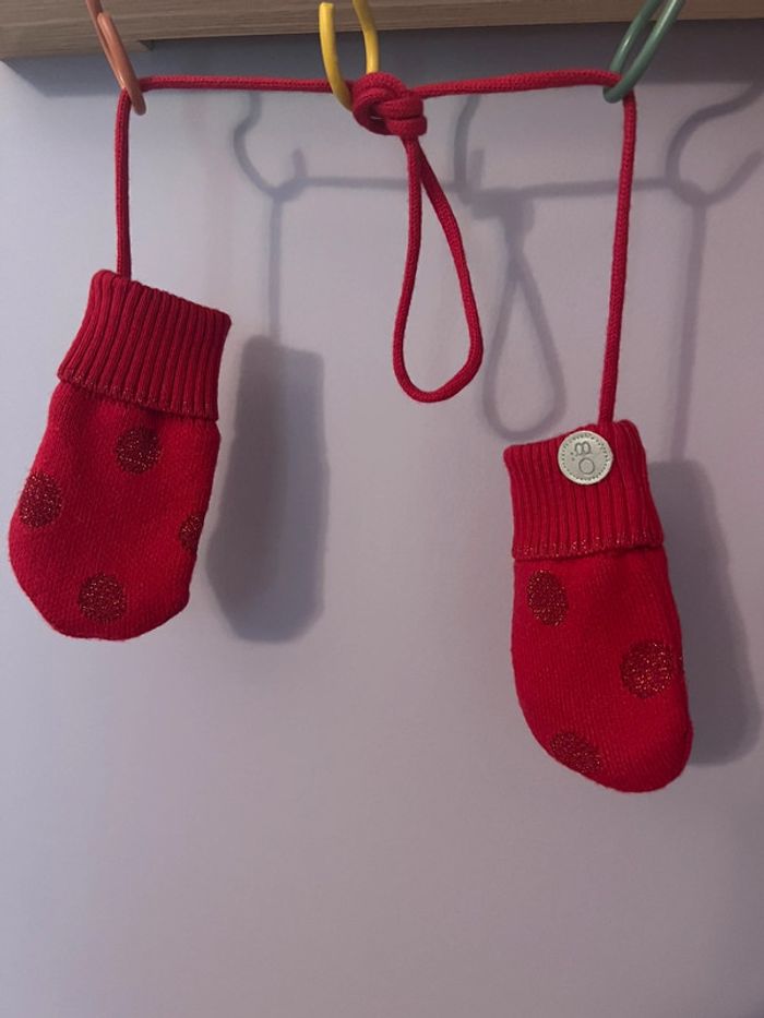 Moufles bébé obaibi 3 6 mois neuves - photo numéro 2