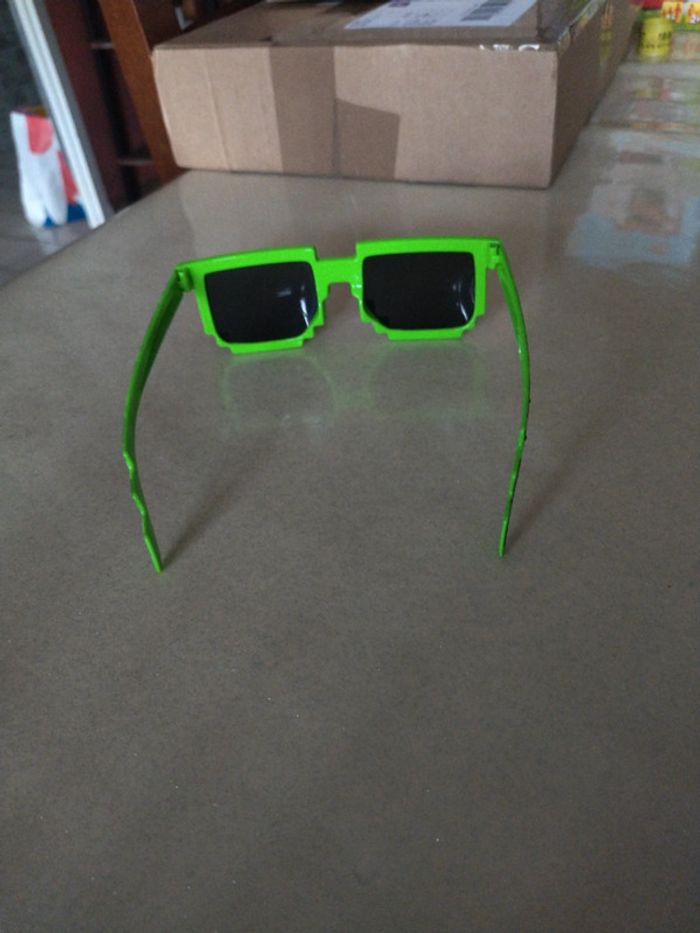 Lunettes de soleil enfant - photo numéro 2