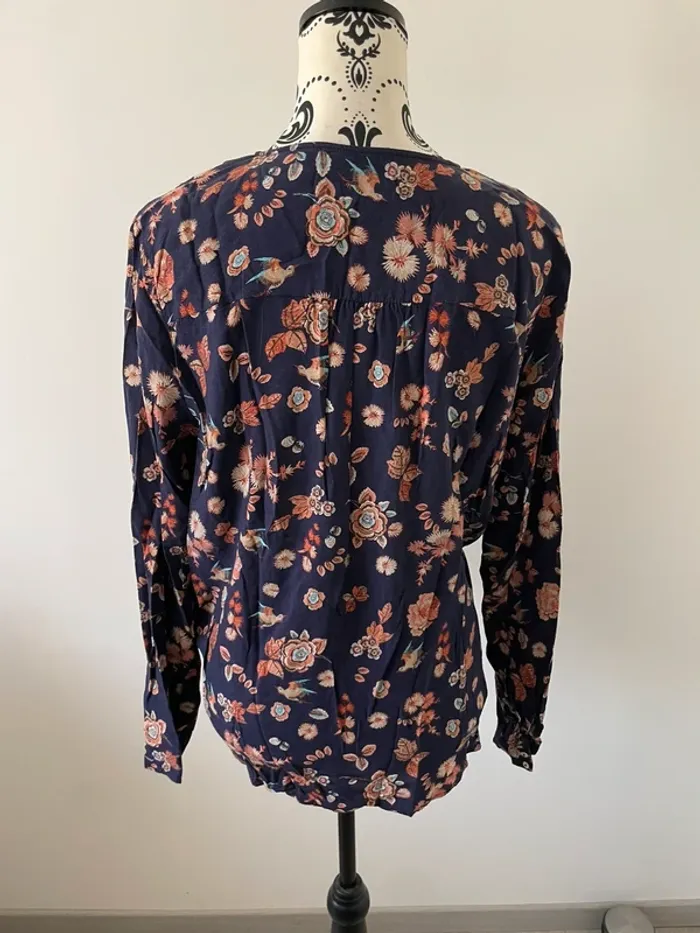 Blouse Camaieu marine à fleurs et oiseaux | Taille 40 - photo numéro 5