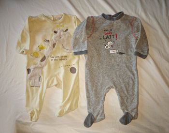 Lot de 2 pyjamas une pièce 6 mois