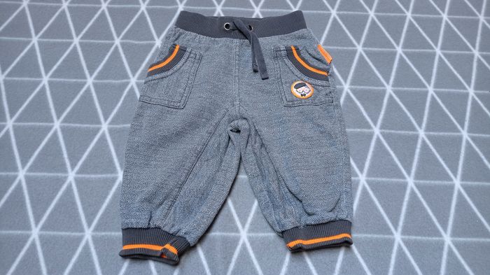 🦁 Lot 3 pantalons et 1 salopette, 6 mois - photo numéro 3