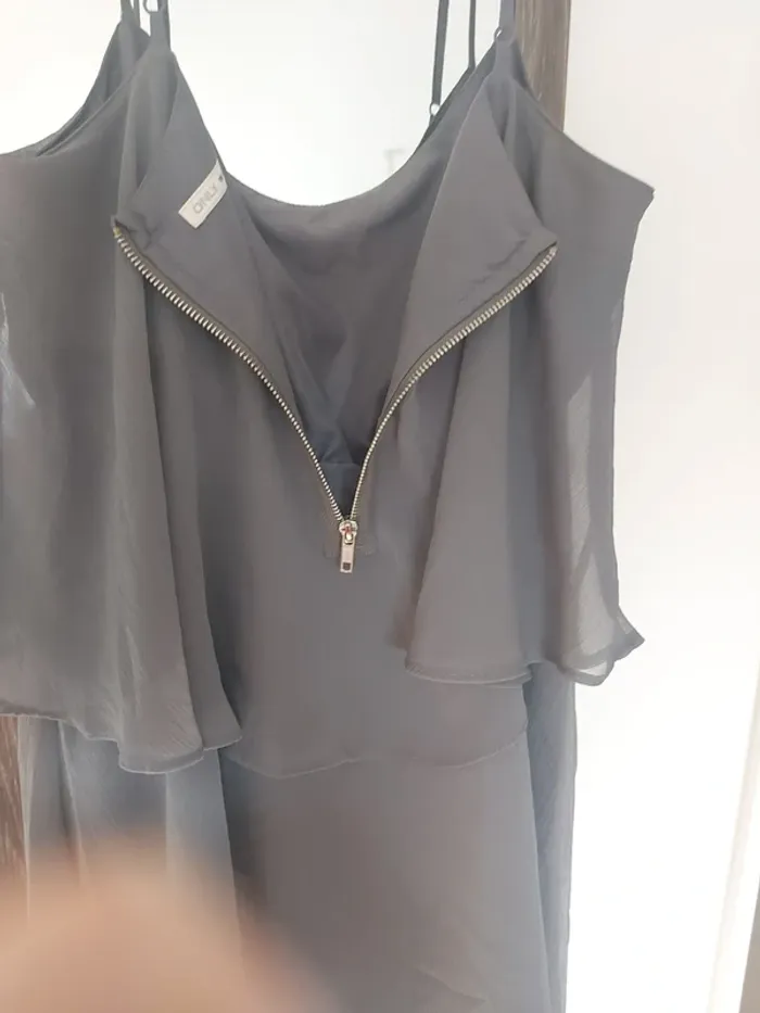 Robe à bretelle tulle grise - photo numéro 3