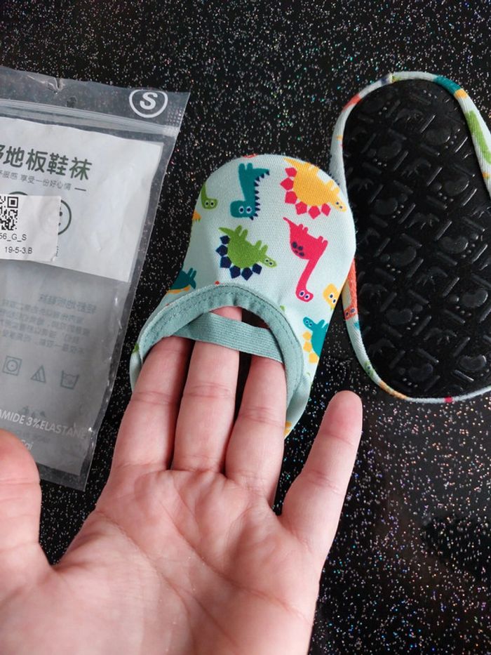 Chaussons piscine - photo numéro 4