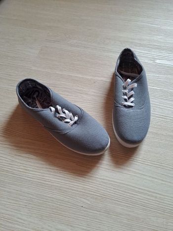 Chaussure en tissu
