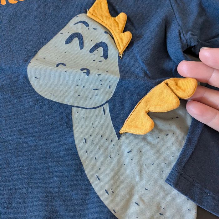 T-shirt manches longues dinosaure - photo numéro 2