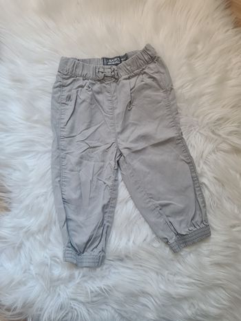 Pantalon gris 18m