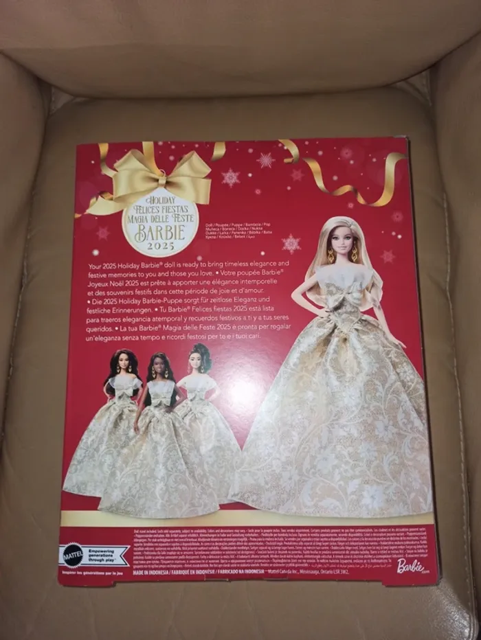 Neuve barbie Noël 2025 - photo numéro 2