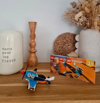 Lego 3 en 1
Pack 31099
Avion à hélice, hélicoptère et autre avion
Excellent état
Complet