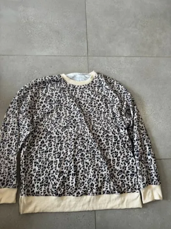 Pull 2XL, très bon état