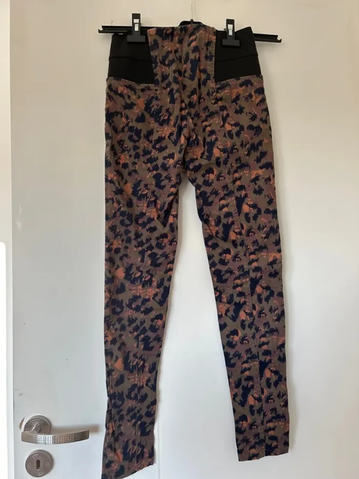 Pantalon taille 38 . - photo numéro 2