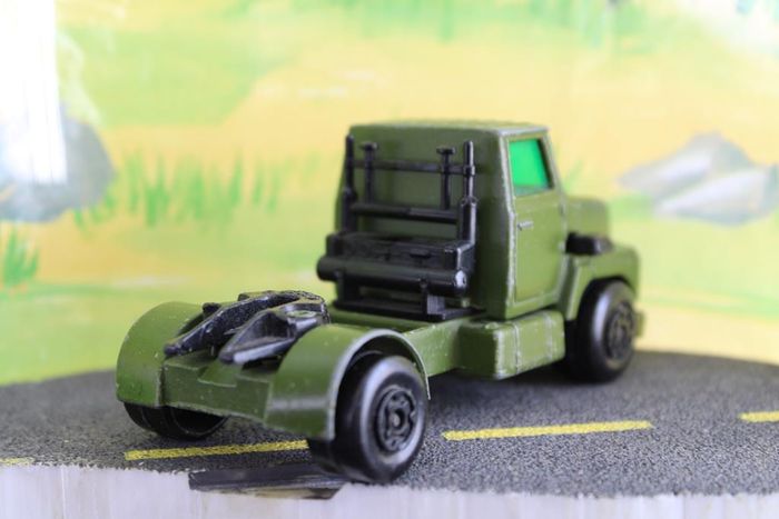 Matchbox camion miniature Ford LTS - photo numéro 5