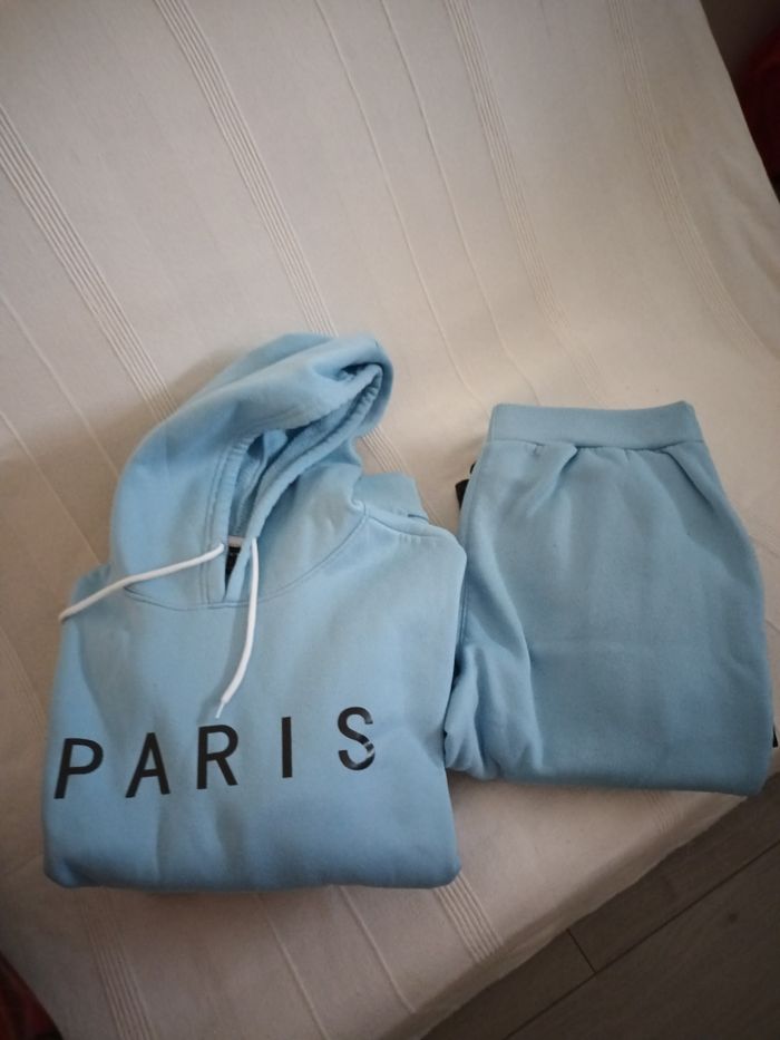 Vends jogging homme