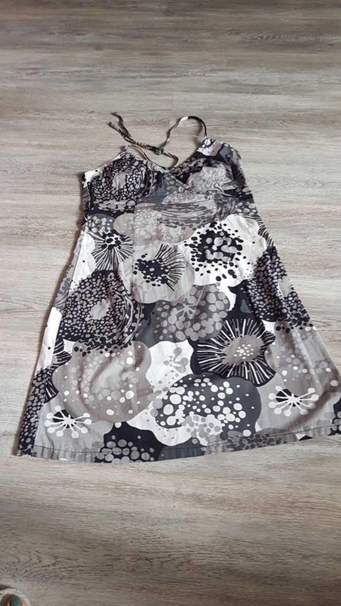 Robe été 38 dos nu - photo numéro 4