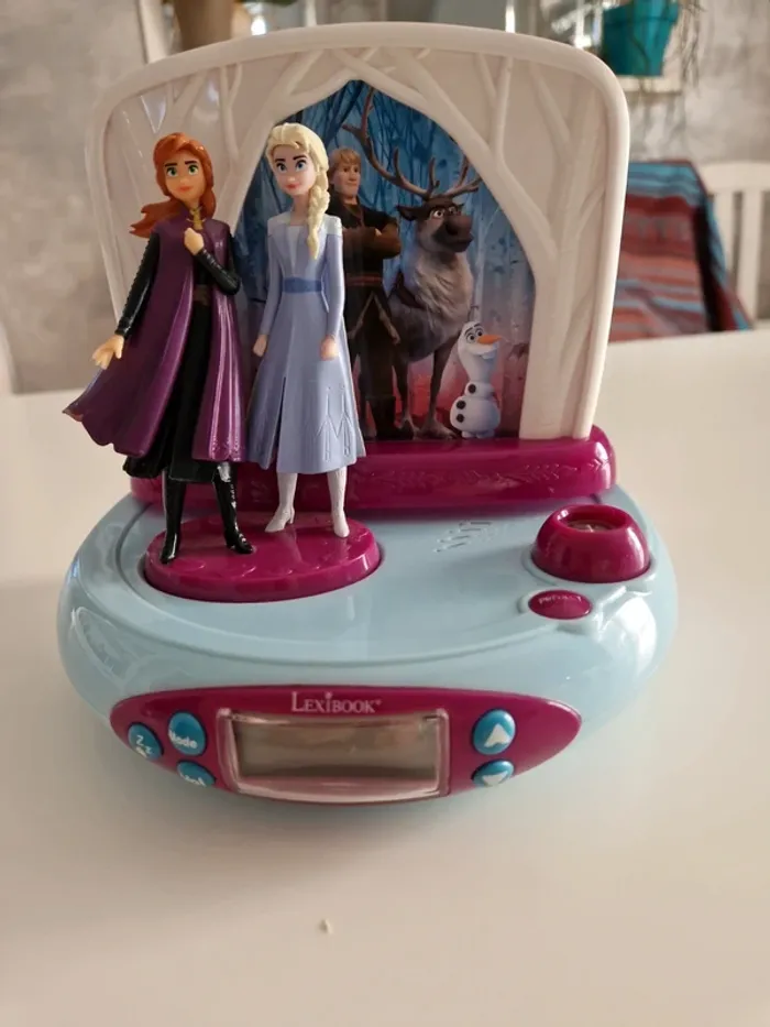 Réveil projecteur La reine des neiges - photo numéro 4