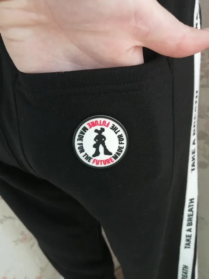 Pantalon de jogging noir avec rubans à message sur les côtés / jennyfer / (M) - photo numéro 8