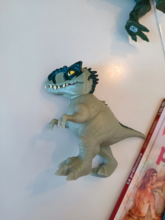 Jouet dinosaure/dragon - photo numéro 10