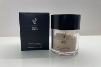 Poudre Be hold younique