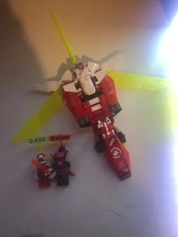 Kay son vesseau et robot rat