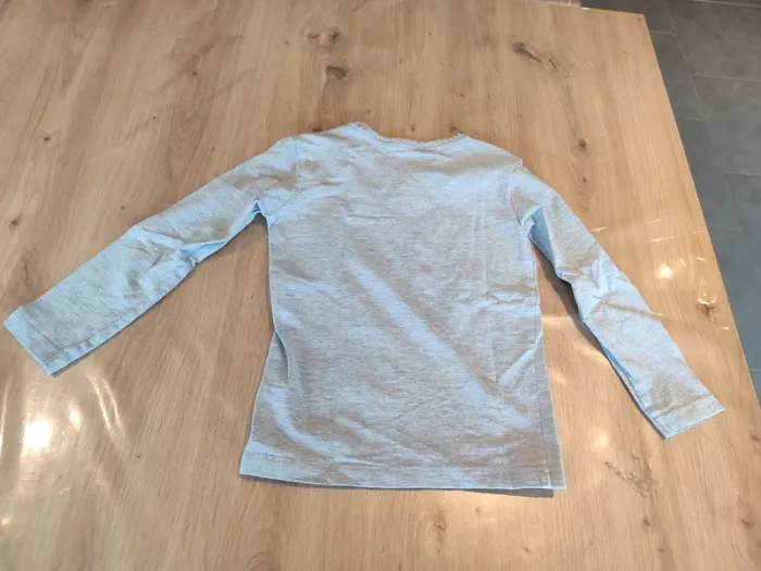 Tee shirt 5-6 ans - photo numéro 2