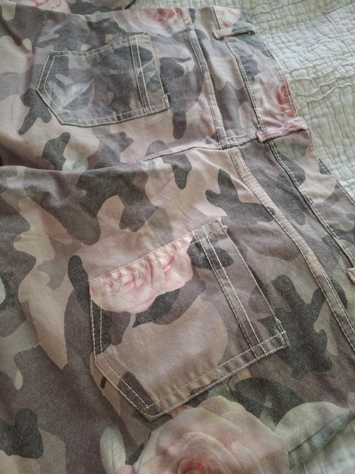 Jean militaire et roses - photo numéro 7
