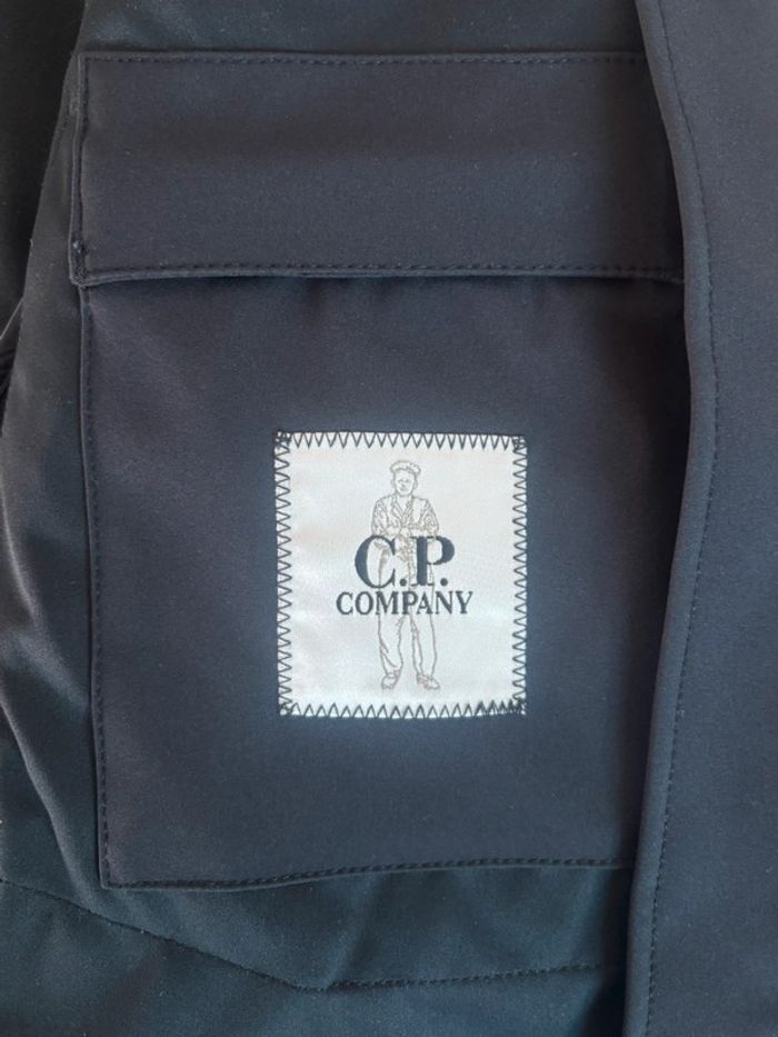 Gilet C.P. Company bleu marine - Taille 46 - photo numéro 11