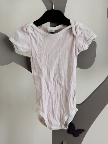 Body manches longues à rayures rose et blanc Petit Bateau taille 18 mois