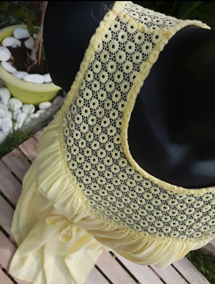 Robe jaune pâle - photo numéro 3