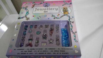 7€ Kit fabrication bijoux (Granfix) 