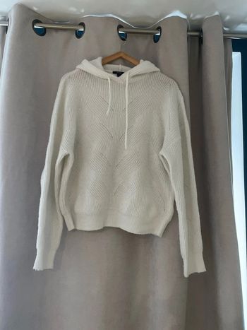 Pull à capuche