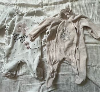 Lot de 2 pyjama taille naissance