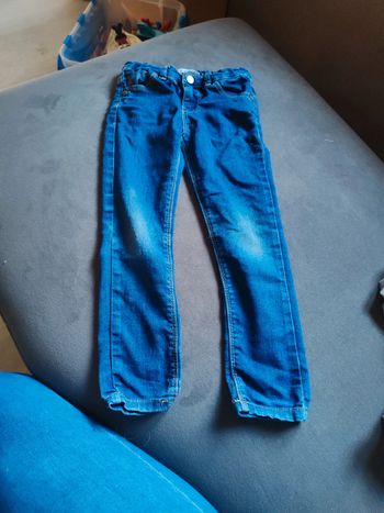 Jean skinny taille 4 ans
