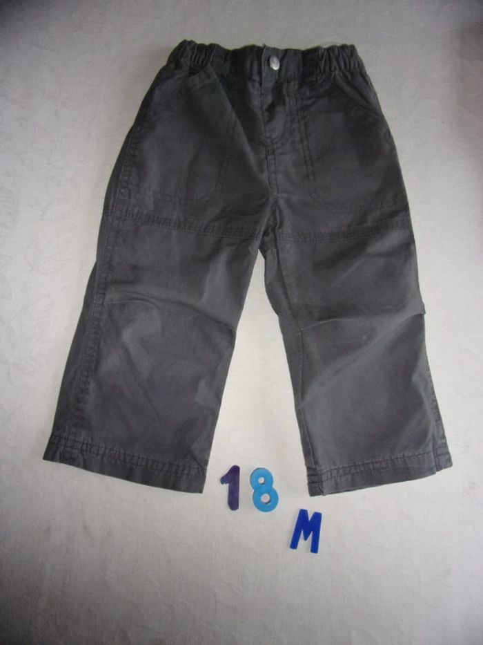 Lot T.Shirt + gilet + pantalon + Blouson garçon 18 mois - photo numéro 5