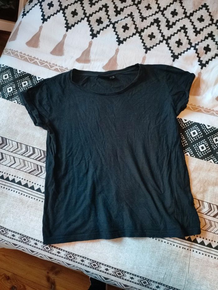 T shirt noir xs - photo numéro 2