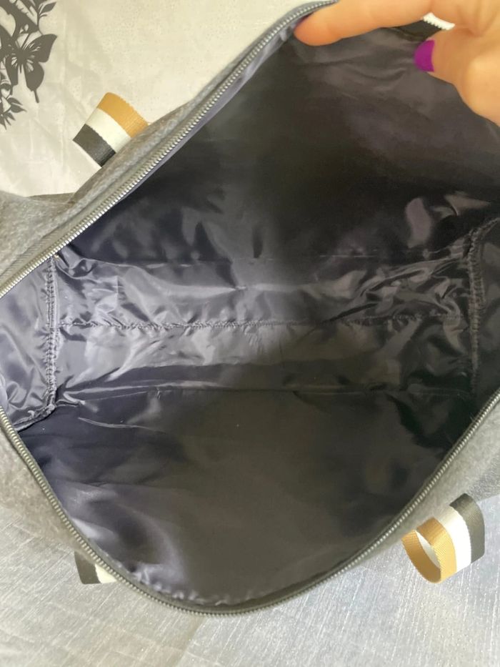 Sac Boss Parfum - Comme neuf - photo numéro 8