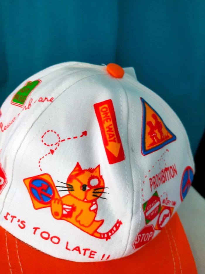 Casquette enfant blanche et orange – Motifs chats & panneaux - photo numéro 7