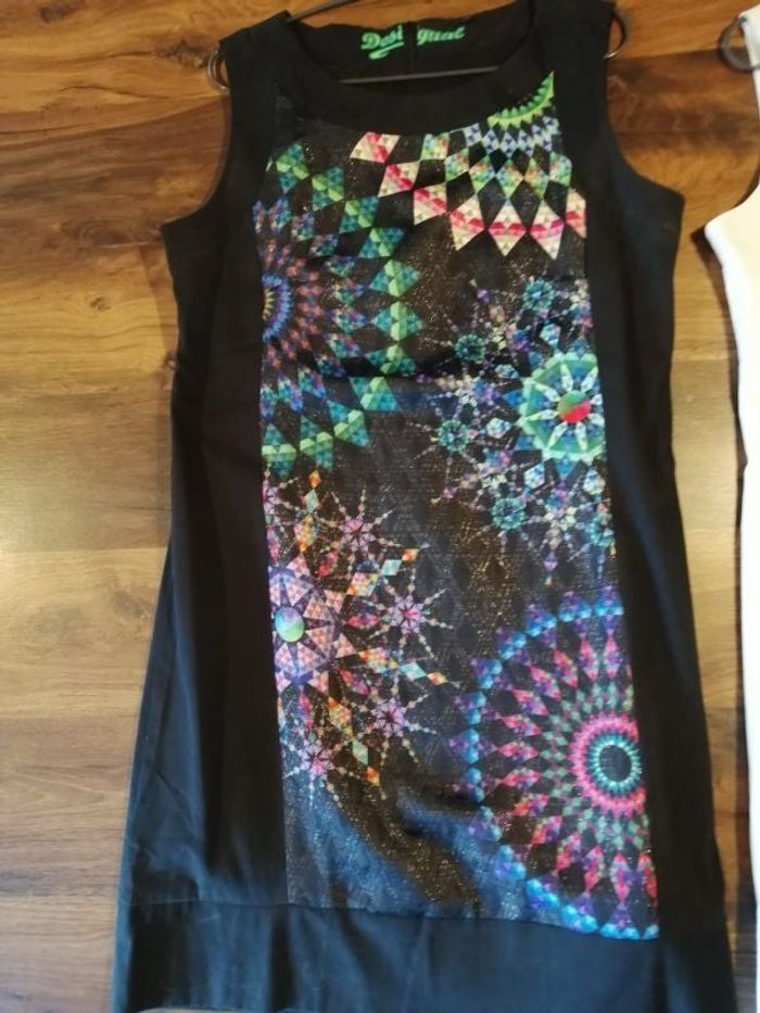 Robe DESIGUAL