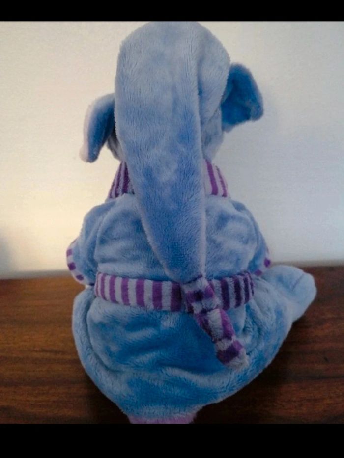 Peluche Lumpy avec son peignoir l'éléphant de Winnie l'Ourson Nicotoy - photo numéro 4