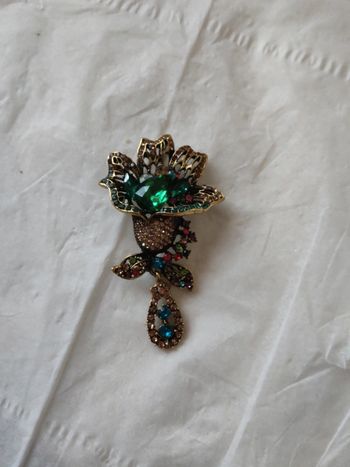 Broche pour femme